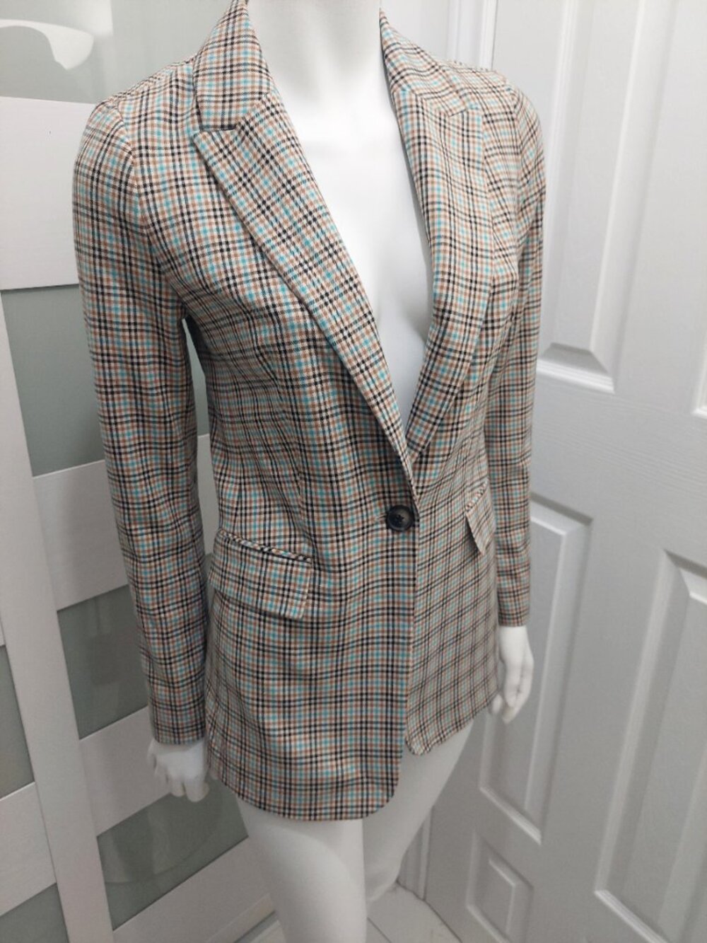 Plaid Tailored Longline Blazer - Size 0 (Tan, Turquoise Blue, Black - Picture 2 of 9